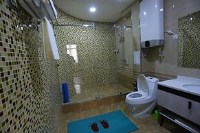 Hotel 777