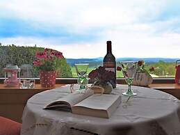 Quiet Getaway Near Ilmenau