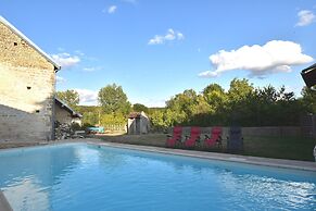 Villa With Spa & Pool