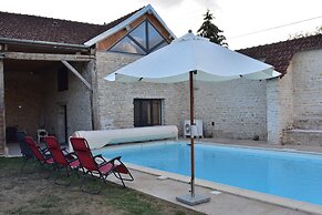 Villa With Spa & Pool