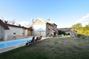 Villa With Spa & Pool