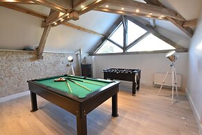 Villa With Spa & Pool
