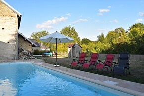Villa With Spa & Pool