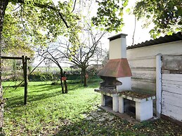 Apartment in Pontecchio With Pool & Tennis