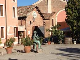 Apartment in Pontecchio With Pool & Tennis