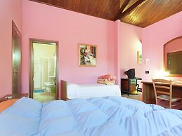 Apartment in Pontecchio With Pool & Tennis