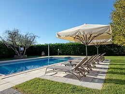 Villa in Tuscany With Private Pool & Views