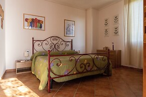 Villa in Tuscany With Private Pool & Views
