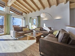 Modern Chalet With Sauna
