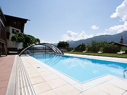 Alpine Apartment Near Kaprun