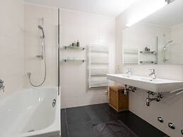 Alpine Apartment Near Kaprun