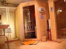 Large Chalet in Piesendorf With Sauna