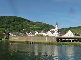 Spacious Holiday Home in Briedel Near River Mosel