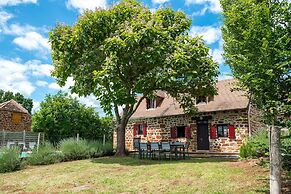 Beautiful Holiday Home With Pool in Teillots