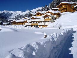 Chalet in Saalbach With Sauna