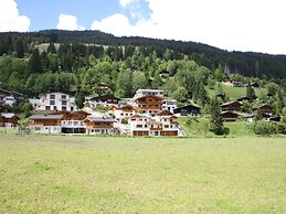 Chalet in Saalbach With Sauna