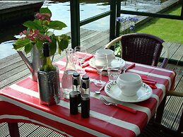 Holiday Home in Steendam by Schild Lake