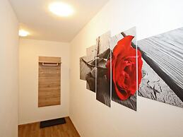 Apartment in Mayrhofen With Garden