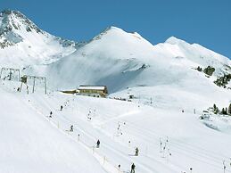 Apartment in Mayrhofen With Garden