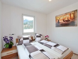 Spacious Villa With Garden in Hinterthiersee