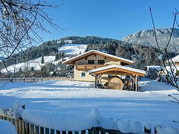 Spacious Chalet near Ski Area in Itter