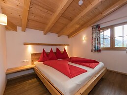 Apartment in Kaprun Ski-in Ski-out Slopes