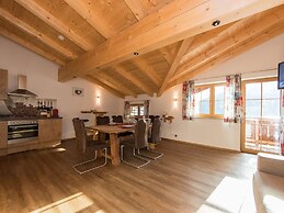 Apartment in Kaprun Ski-in Ski-out Slopes