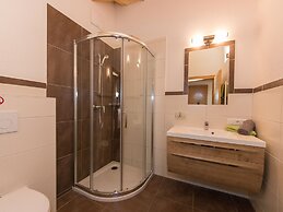 Apartment in Kaprun Ski-in Ski-out Slopes