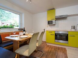 Apartment With Mountain View