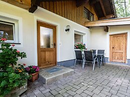 Apartment With Mountain View