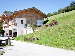 Flat in Mittersill Near Ski Lift