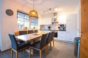 Beautiful Apartment With Terrace