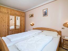 Apartment Kitzbuhel Near Ski Slopes