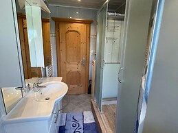 Apartment Kitzbuhel Near Ski Slopes