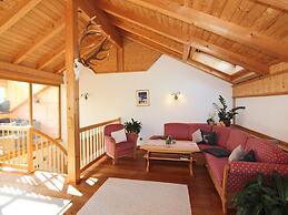 Cosy Holiday Flat With Garden in Wenns