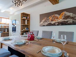 Apartment With Sauna and Ski In/out