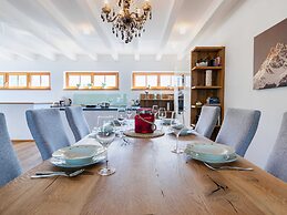 Apartment With Sauna and Ski In/out