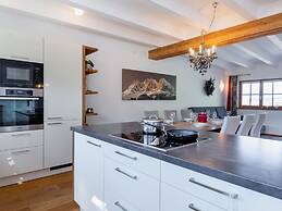 Apartment With Sauna and Ski In/out
