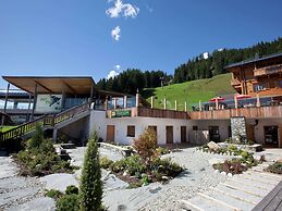 Apartment With Sauna and Ski In/out