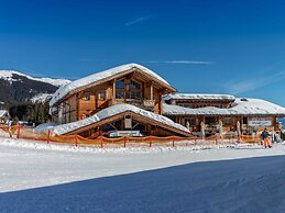 Apartment With Sauna and Ski In/out