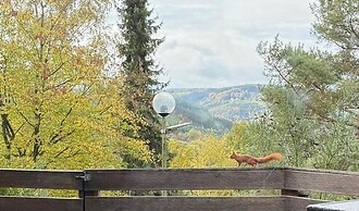 Bungalow With View Near Coo