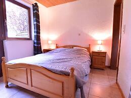 Holiday Home in Recht With Garden