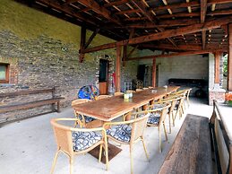 Lierneux Hillside Home