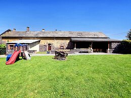 Lierneux Hillside Home