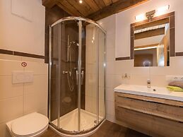 Apartment in Kaprun With Ski-in/ski-out Access