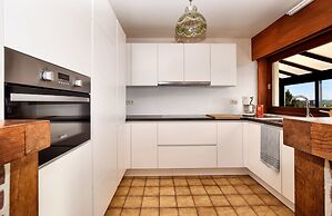 Holiday Home in Nadrin With Private Terrace