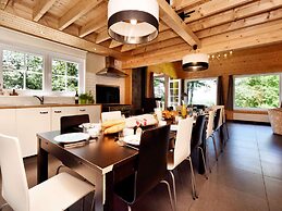 Spacious Family Villa in Soy