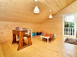 Spacious Family Villa in Soy