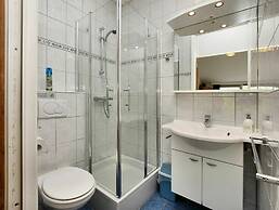 Chalet in Odeigne With Private Pool & Sauna