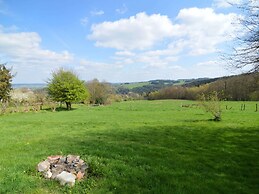 Rustic Vacation Home, Baneux